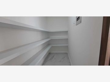 Casa en Venta en Lomas de Angelópolis II, San Andrés Cholula, Puebla