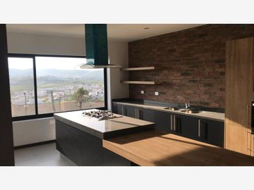 Casa en Venta en Lomas de Angelópolis, San Andrés Cholula, Puebla