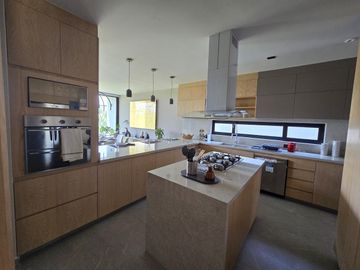 Casa en Venta en Lomas de Angelópolis II, San Andrés Cholula, Puebla