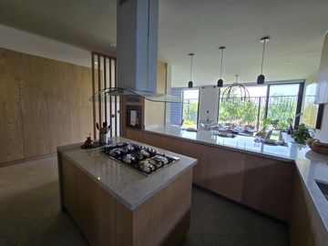 Casa en Venta en Lomas de Angelópolis II, San Andrés Cholula, Puebla