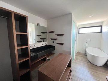 Casa en Venta en Lomas de Angelópolis, San Andrés Cholula, Puebla