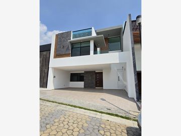 Casa en Venta en Lomas de Angelópolis II, San Andrés Cholula, Puebla