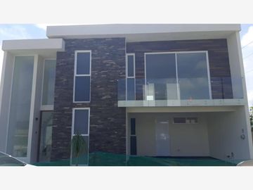 Casa en Venta en Lomas de Angelópolis, San Andrés Cholula, Puebla