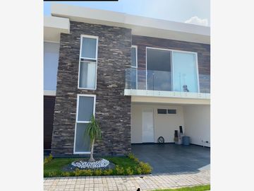 Casa en Venta en Lomas de Angelópolis, San Andrés Cholula, Puebla