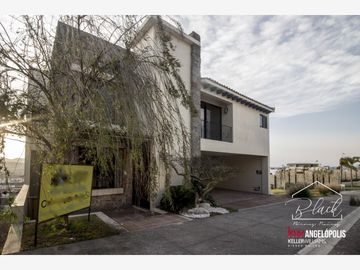 Casa en Venta en Lomas de Angelópolis, San Andrés Cholula, Puebla