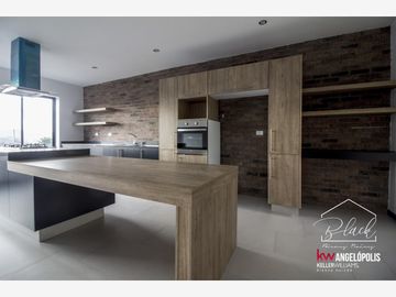 Casa en Venta en Lomas de Angelópolis, San Andrés Cholula, Puebla