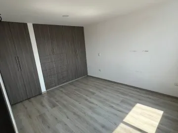 DEPTO DOS NIVELES Y TERRAZA PRIVADA EN PARQUE VICTORIA, LOMAS DE ANGELOPOLIS, PRECIO NEGOCIABLE