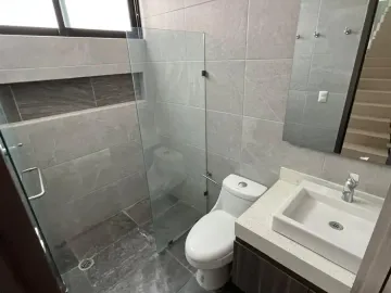 DEPTO DOS NIVELES Y TERRAZA PRIVADA EN PARQUE VICTORIA, LOMAS DE ANGELOPOLIS, PRECIO NEGOCIABLE