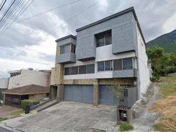 Casa en Fracc. Las Cumbres Monterrey Nuevo León. SYP