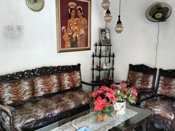 Manyar Tirtoasri