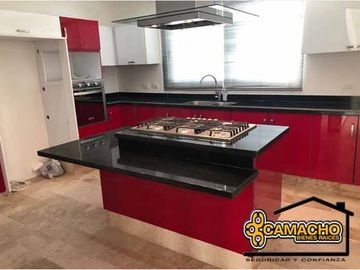 Casa en Venta en Lomas de Angelópolis, San Andrés Cholula, Puebla