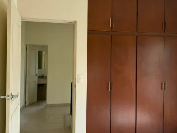 Casa en renta en Cumbres del Lago, Querétaro, Querétaro