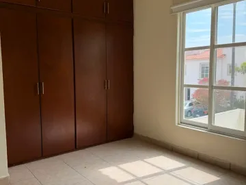 Casa en renta en Cumbres del Lago, Querétaro, Querétaro