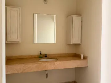 Casa en renta en Cumbres del Lago, Querétaro, Querétaro