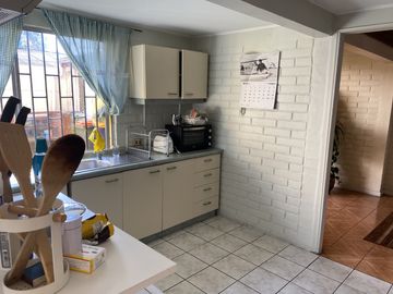 Cómoda e impecable casa a la venta