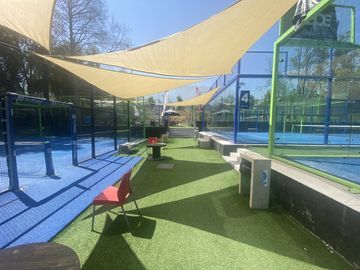 ARRIENDA TU ESPACIO DEPORTIVO EN EL CORAZÓN DE STAR PADEL