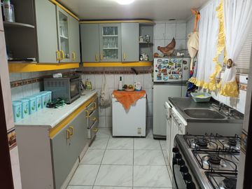 Gestimob vende casa  en Villa El Abrazo de Maipú a una cuadra de Camino Melipilla y futura estación de  metro tren