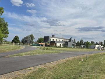 VENTA LOTE | Km 185 Autovía 6 | MIRABOSQUES 3,  LOS CARDALES