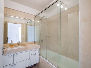 3 ambientes con cochera y amenities en Colegiales