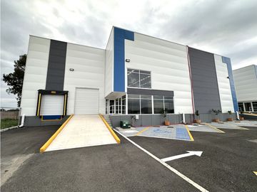 NAVE INDUSTRIAL 2 EN RENTA CERCA DEL AEROPUERTO COLON QUERÉTARO GIH3