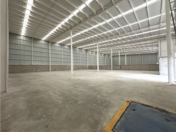 NAVE INDUSTRIAL 2 EN RENTA CERCA DEL AEROPUERTO COLON QUERÉTARO GIH3