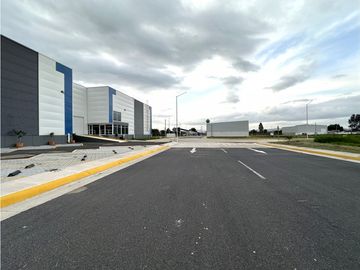 NAVE INDUSTRIAL 2 EN RENTA CERCA DEL AEROPUERTO COLON QUERÉTARO GIH3