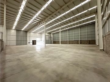 NAVE INDUSTRIAL 2 EN RENTA CERCA DEL AEROPUERTO COLON QUERÉTARO GIH3