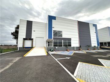 NAVE INDUSTRIAL 2 EN RENTA CERCA DEL AEROPUERTO COLON QUERÉTARO GIH3