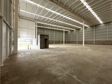 NAVE INDUSTRIAL 2 EN RENTA CERCA DEL AEROPUERTO COLON QUERÉTARO GIH3