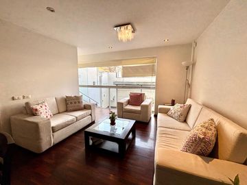 Exclusivo Departamento En Venta – Urb. La Alborada, Surco