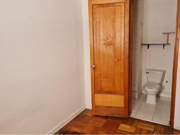 Amplio departamento en arriendo, Santiago