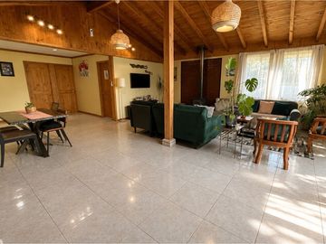 Venta Parcela 5.000 m² con 2 casas en Lampa