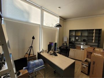 Oficina en arriendo - Los Leones 2310, Providencia