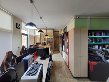 Oficina en arriendo - Los Leones 2310, Providencia