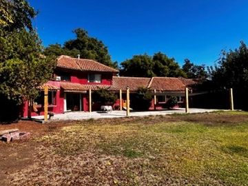 Terreno 10.500 m² Comercial | Chicureo