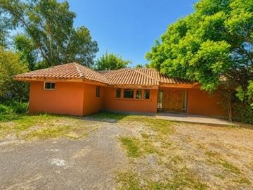 Terreno 10.500 m² Comercial | Chicureo