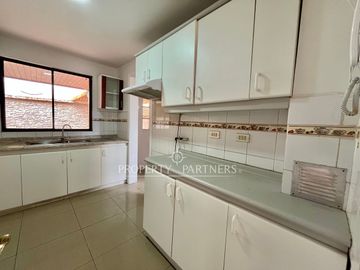 Casa confortable en Venta, sector Parque Inglés