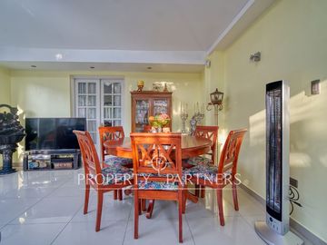 Venta casa familiar con amplio terreno en Ñuñoa