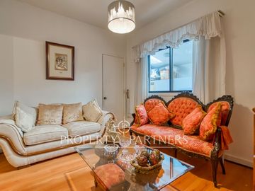 Venta casa familiar con amplio terreno en Ñuñoa