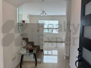 Casa en Renta en Palmas Diamante, San Nicolás de los Garza