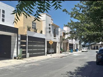 Casa en Renta en Palmas Diamante, San Nicolás de los Garza