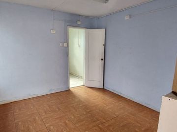 CASA COMERCIAL 130M2 3P 2B 2E CALLE COCHRANE