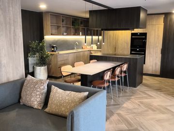 Departamento amoblado 1D + 1B + Estacionamiento + Bodega | La Florida – Metro Mirador