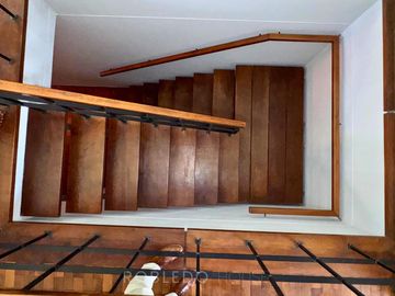 Casa en Venta de 7 ambientes con oficina independiente – Zona Centro, Salta Capital
