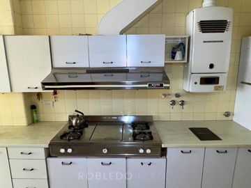 Casa en Venta de 7 ambientes con oficina independiente – Zona Centro, Salta Capital