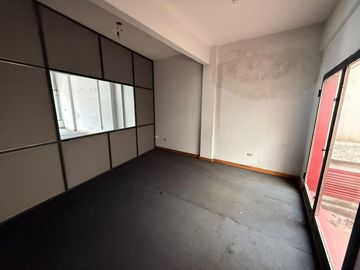 Local en venta V.Lopez-Vias/Rio