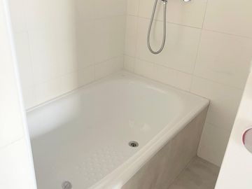 Venta Departamento 1 Ambiente al fte en Flores  con balcón