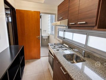 Exc. Depto. 3 Amb. con Cochera, Balcón Aterrazado y Parrilla