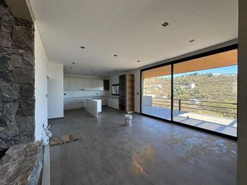 Casa en Venta en La Deseada, 3 dormitorios, A Estrenar, Premium.
