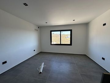 Casa en Venta en La Deseada, 3 dormitorios, A Estrenar, Premium.